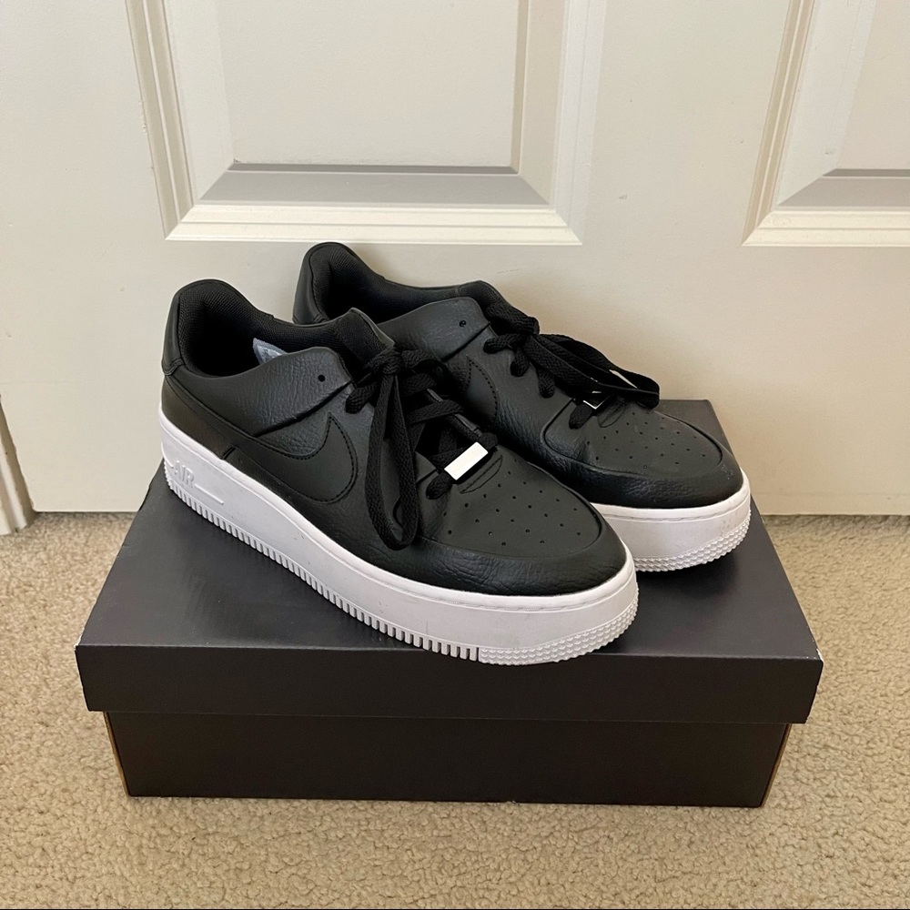 Nike Air Force 1 Sage Low, Black - Worn Twice